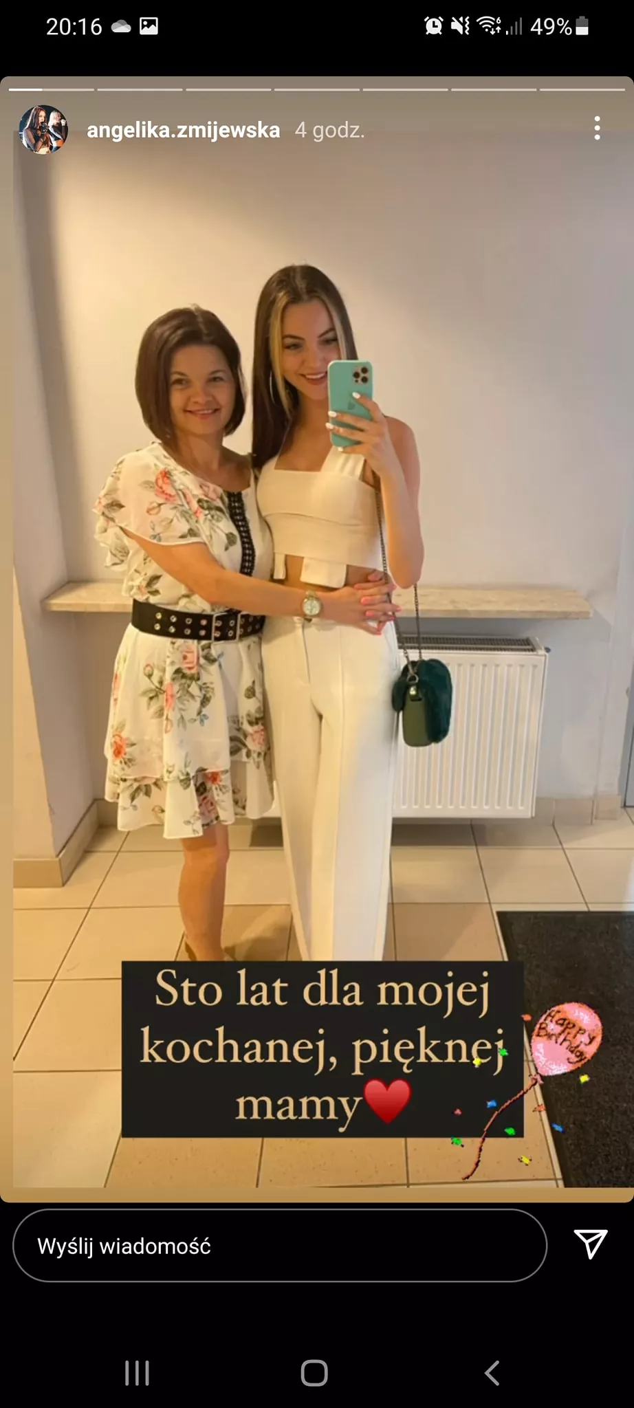 Angelika Żmijewska z zespołu Topky z mamą